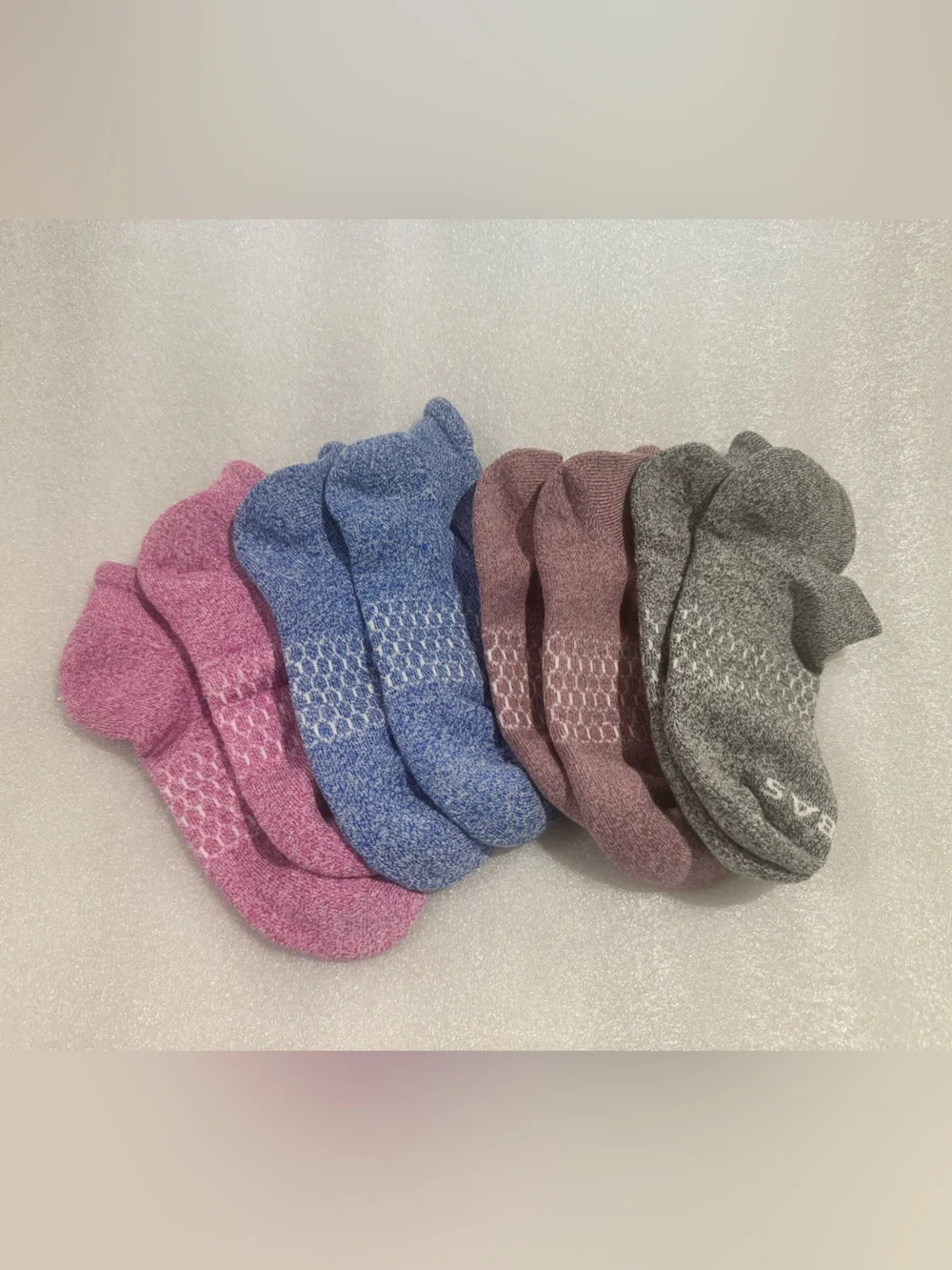 4 Ct Bombas Unisex Performance Ankle Socks Medium Size 6-10 Men’s Women’s NWOT